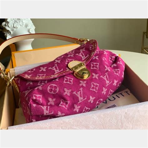 borse louis vuitton repliche perfette.